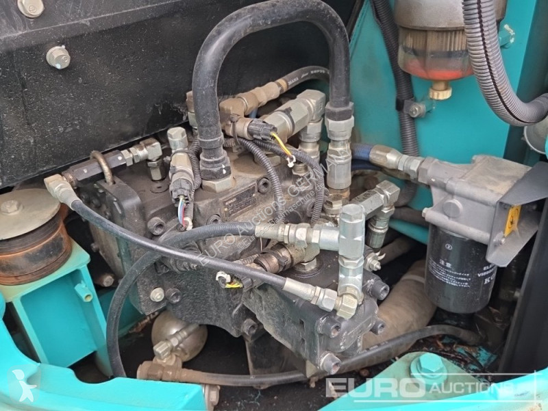 جرافة Kobelco SK85MSR-3E