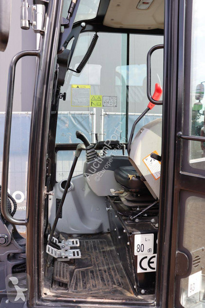 جرافة Eurotrac HE26SR