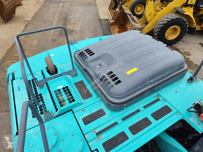 جرافة Kobelco SK350 NLC-9 .
