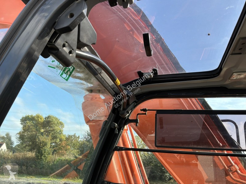 Excavator Hitachi Zaxis 300 LC