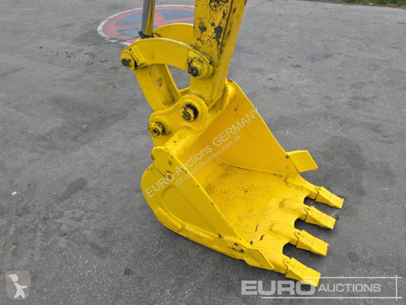جرافة Wacker Neuson EZ38