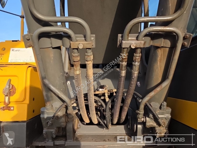 جرافة Volvo EC240