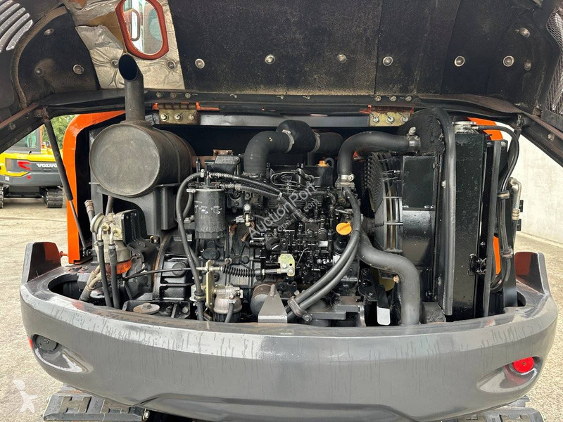 Escavadora Doosan 9C