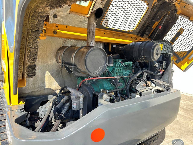 Escavadora Volvo D