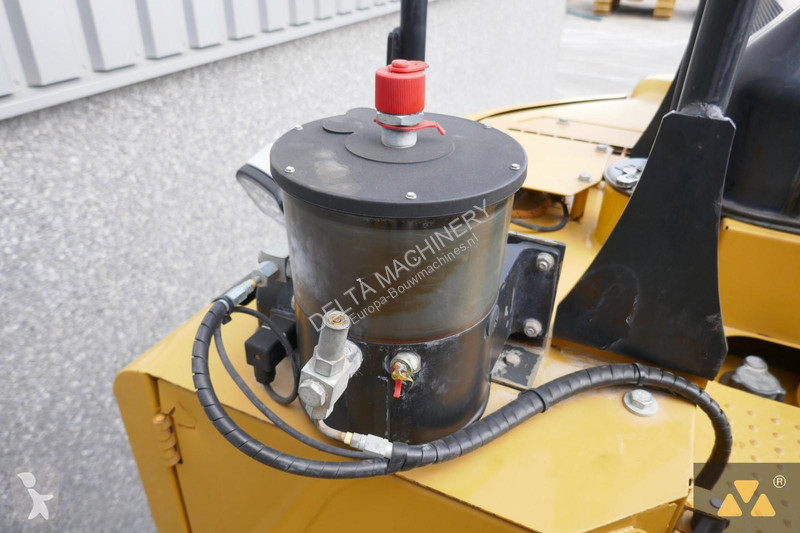 Escavatore Caterpillar 325F LCR