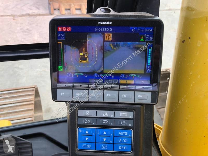 Excavator Komatsu PC210LC-11