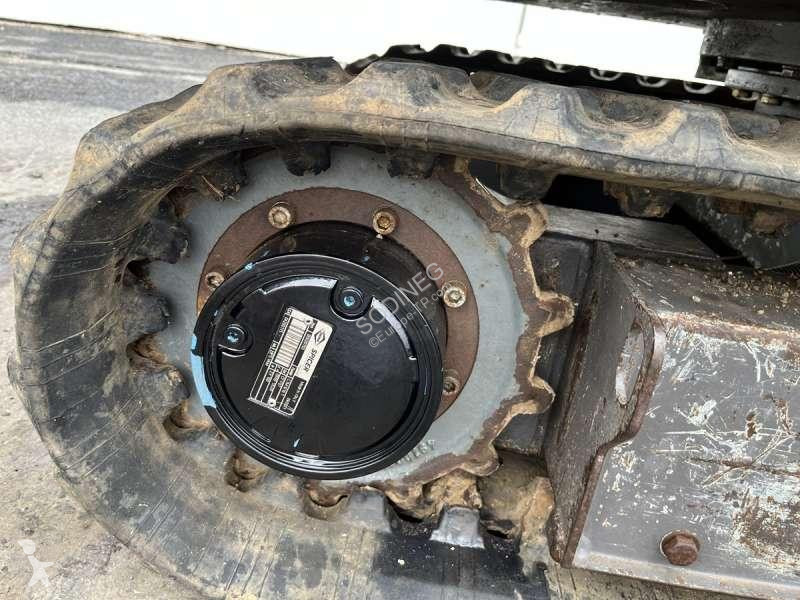 Escavadora Volvo E