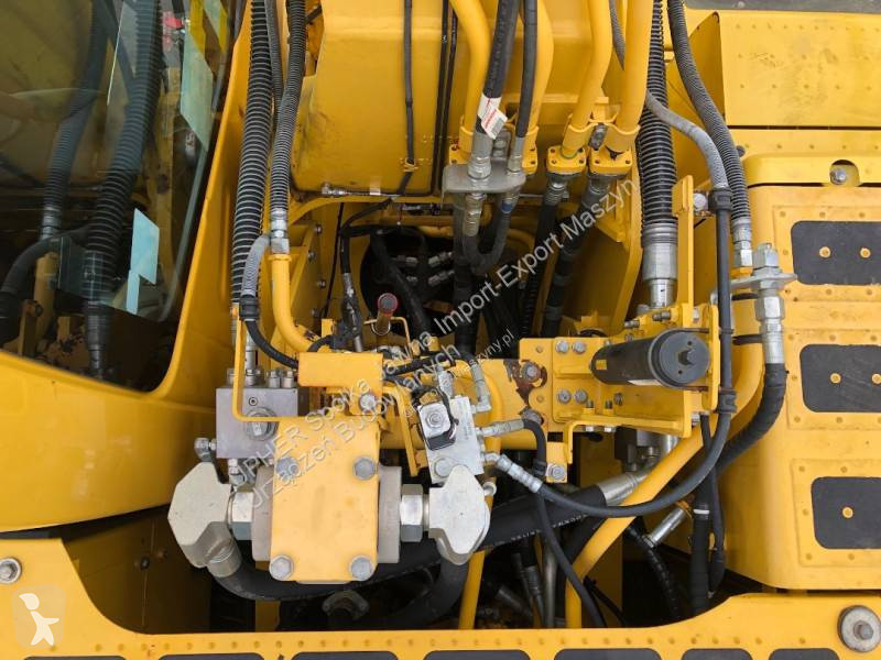Excavator Komatsu PC210LC-11