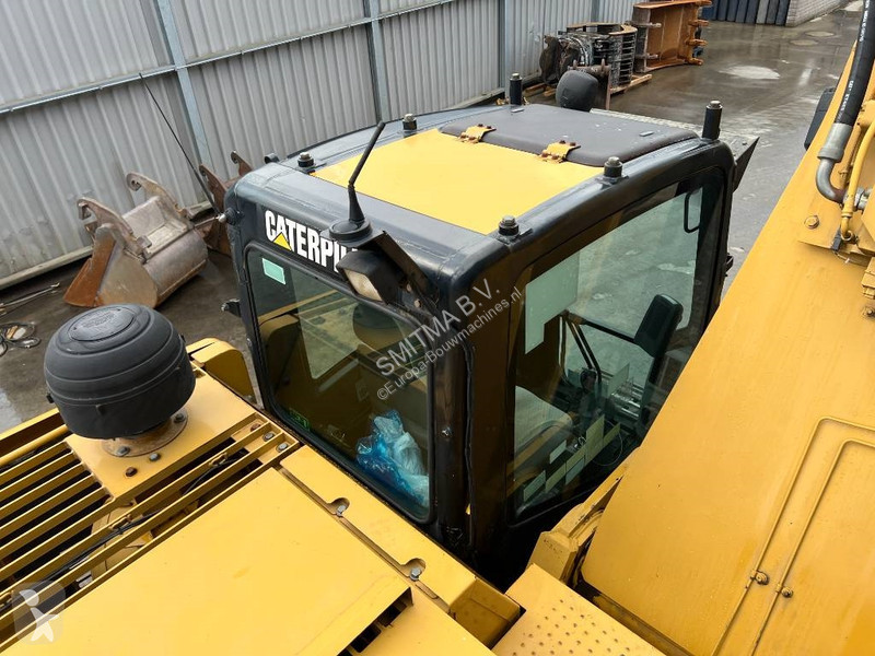Rýpadlo Caterpillar LCR