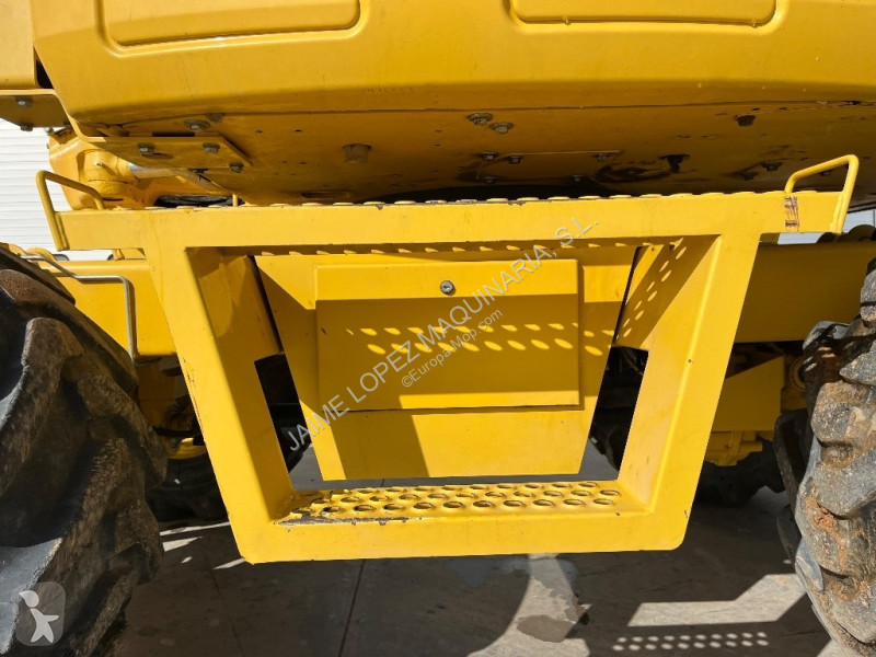 Excavator Komatsu MR-8
