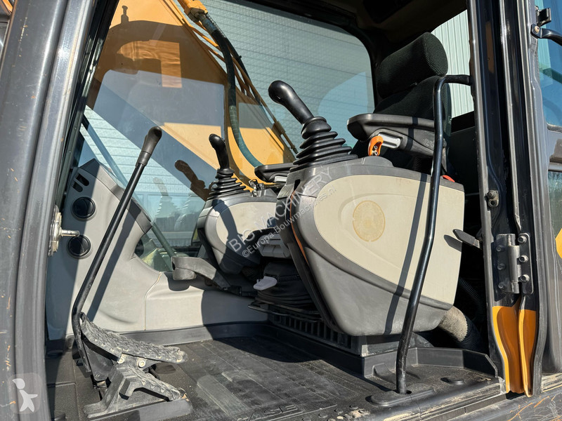 Escavatore Case CX300D