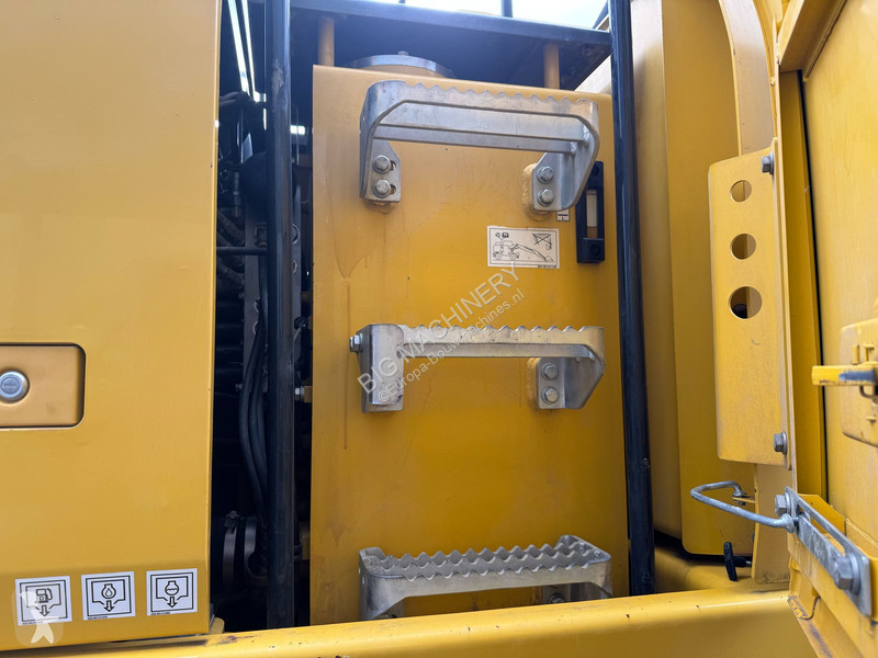 Graafmachine Komatsu -11