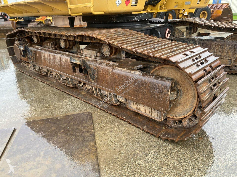 Escavatore Caterpillar NVT