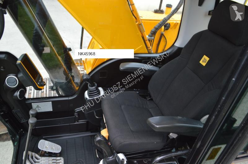 Excavator JCB