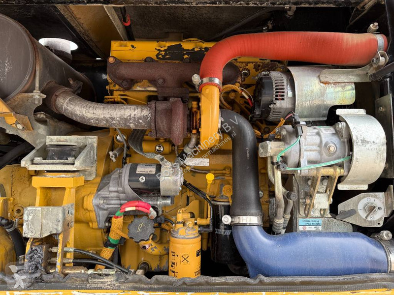 Excavator Caterpillar D - Triple Boom / Quick...