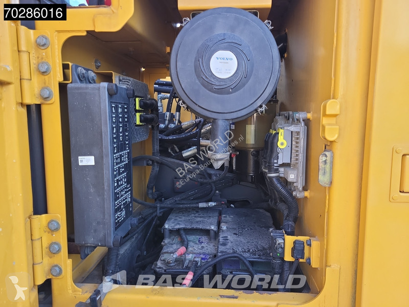 Graafmachine Volvo C220