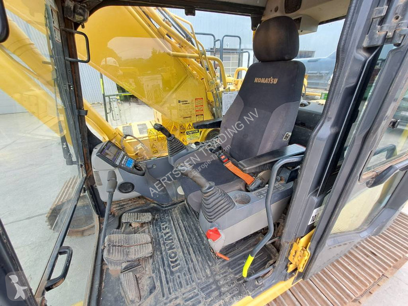 Lopatový nakládač Komatsu HB 365 LC-3 Hybrid