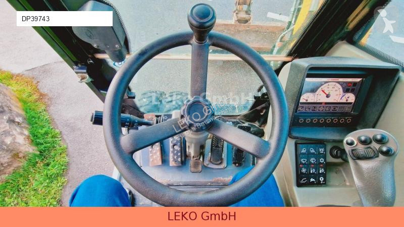 Escavatore Yanmar B 95W Mit Drei Löffeln und...