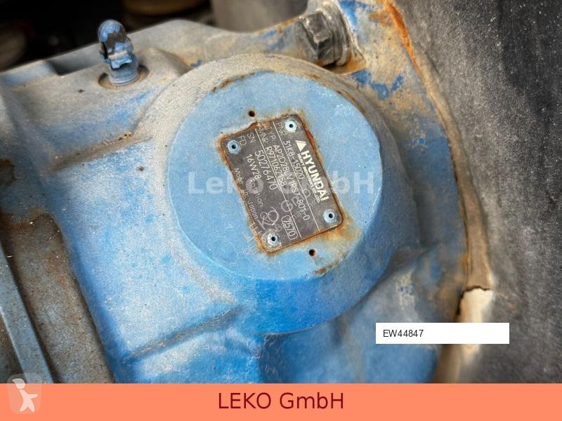 Skovl Hyundai Robex 55W-9A Mit Drei Löffeln