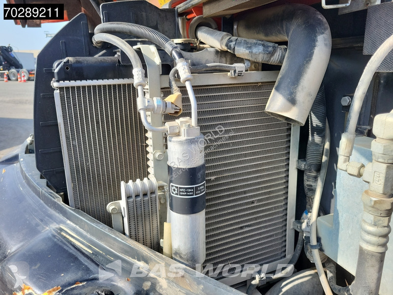 Escavadora Kubota KX080-4