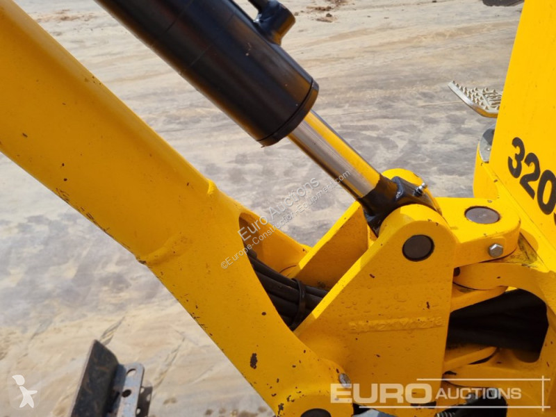 Escavatore JCB CT