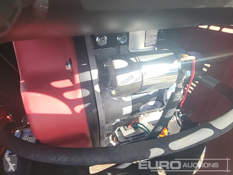 Escavadora JPC HT12