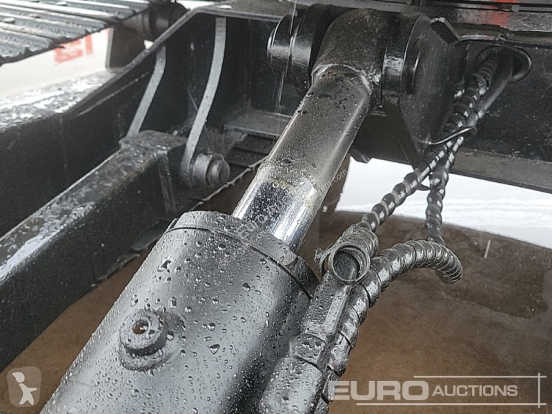 Escavadora Kobelco -C