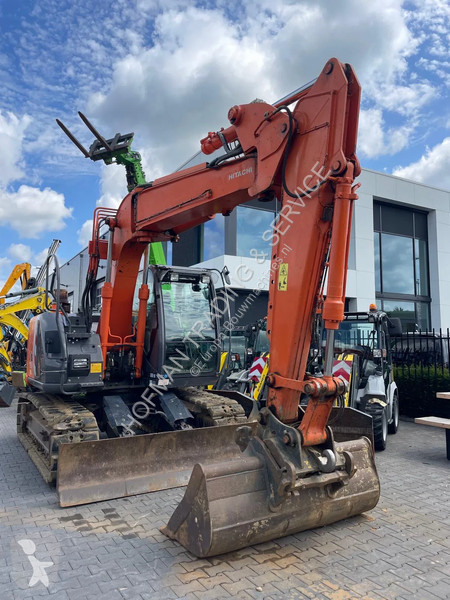 Excavadora Hitachi -3