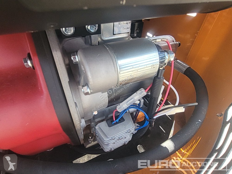 Escavatore JPC HT12