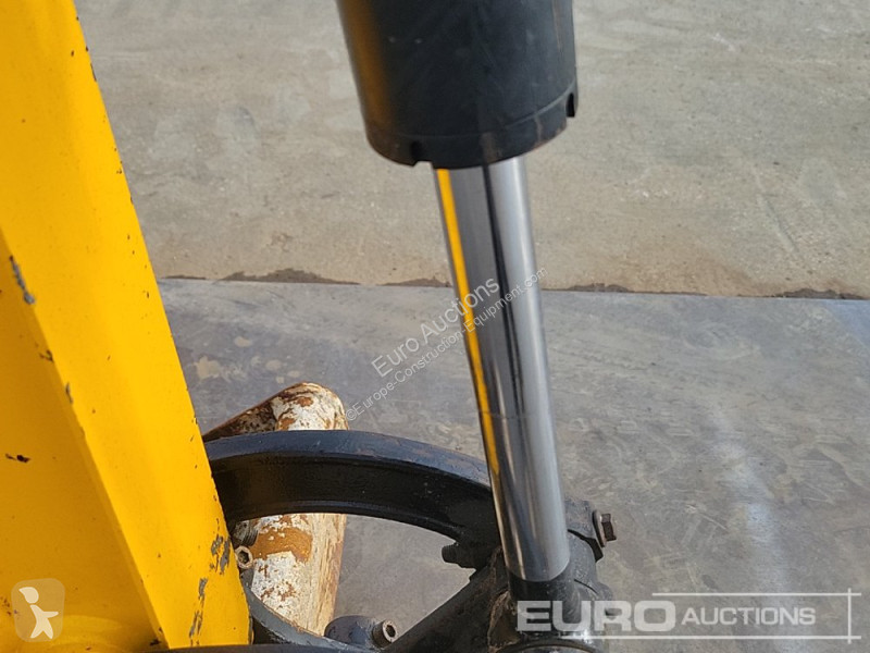 Skovel JCB 16C-1