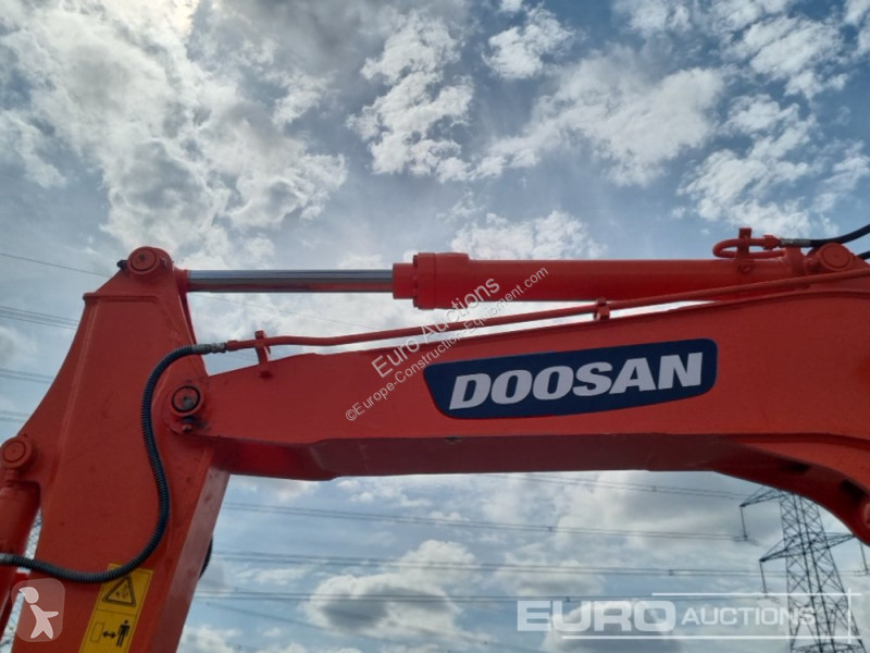 Escavatore Doosan DS80-7C