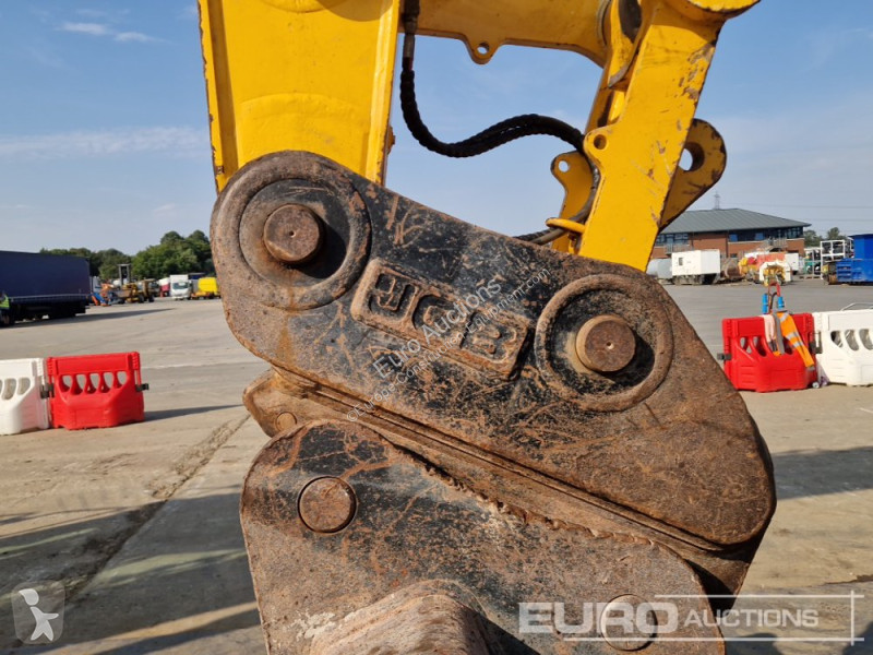 جرافة JCB 220X LC