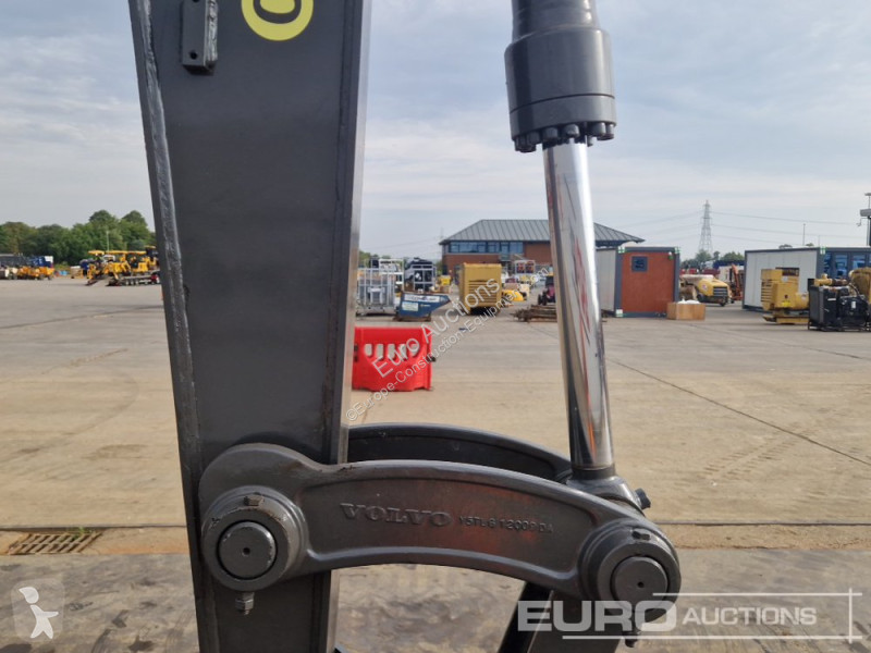 Graafmachine Volvo EC80D