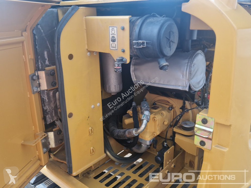Graafmachine Caterpillar 305.5E2