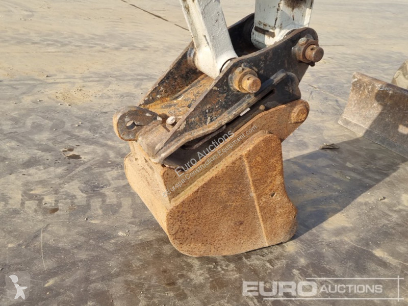 Escavatore Takeuchi