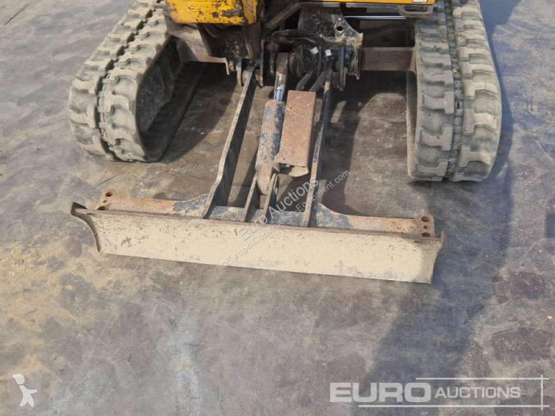 Escavatore JCB 16C-1