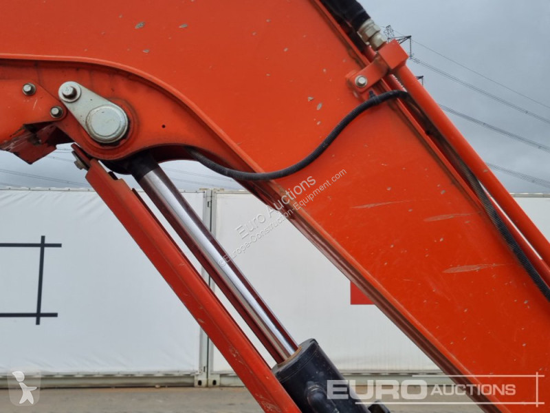 جرافة Kubota U48-4