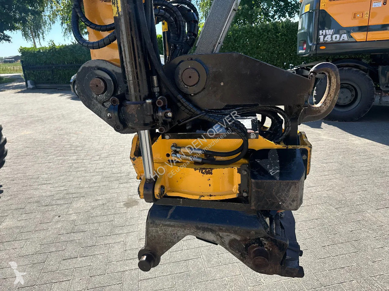 جرافة Liebherr A916