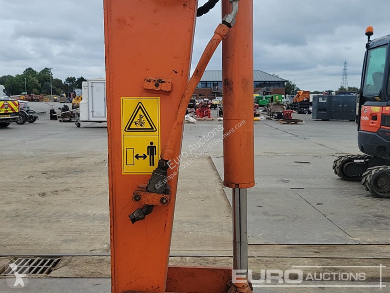 Escavadora Doosan DH35