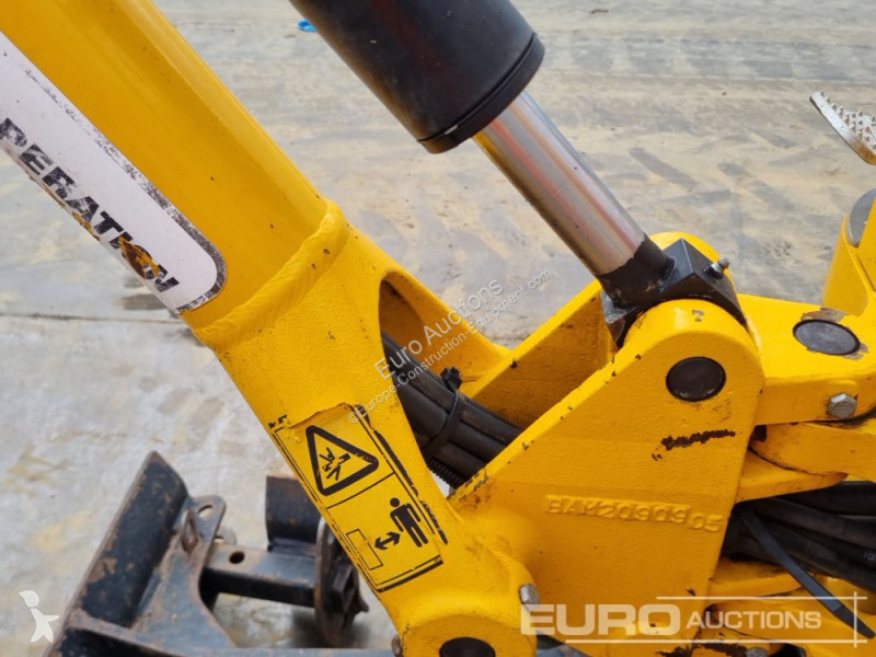 جرافة JCB