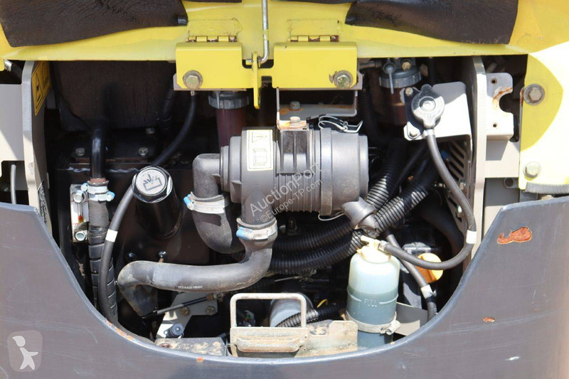 Escavatore Yanmar SV17-EX