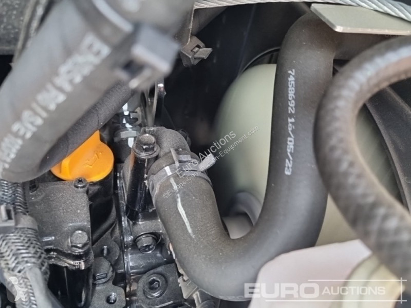 Lopatový nakládač Bobcat E19
