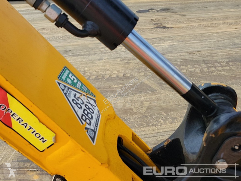 Excavator JCB 16C-1