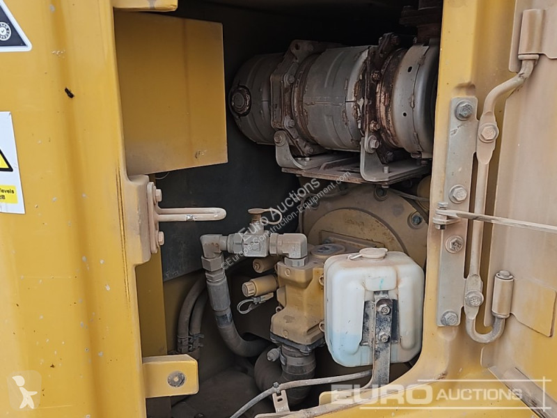 Escavatore Caterpillar R