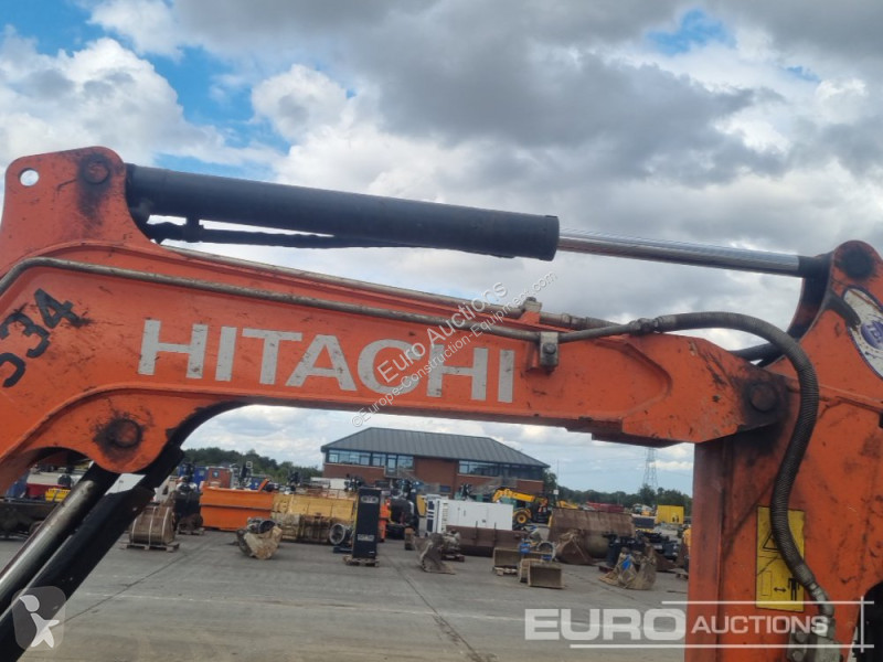 Excavadora Hitachi ZX26U-5A CLR