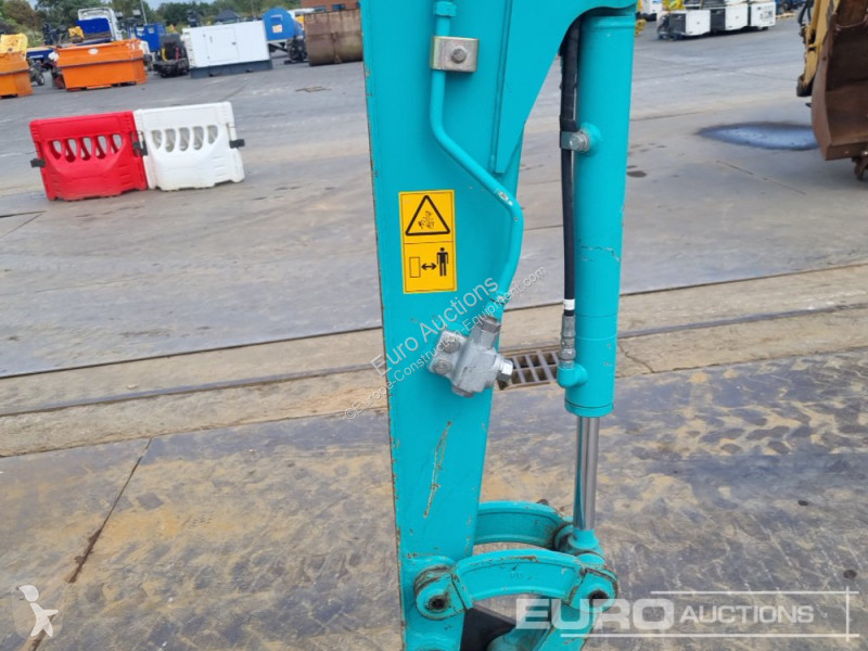 Escavadora Kobelco SK17SR-3E