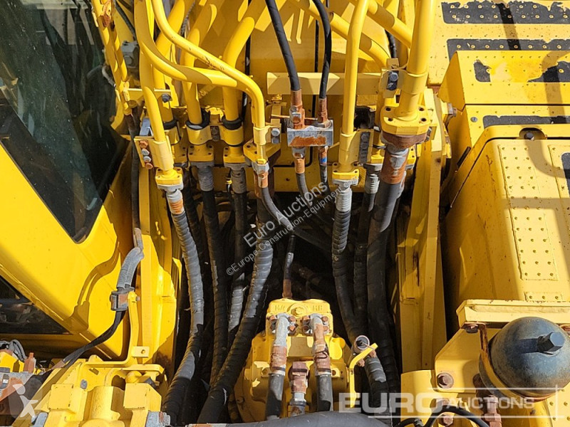 Escavatore Komatsu PC490LC-11