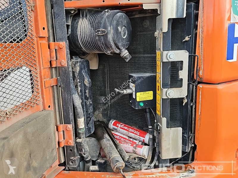 Escavatore Hitachi B-6