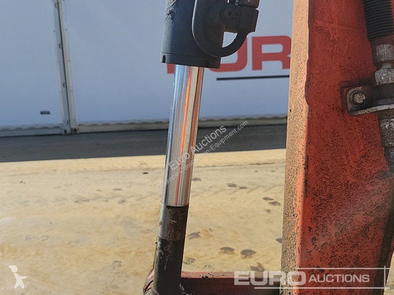 جرافة Kubota U27-4