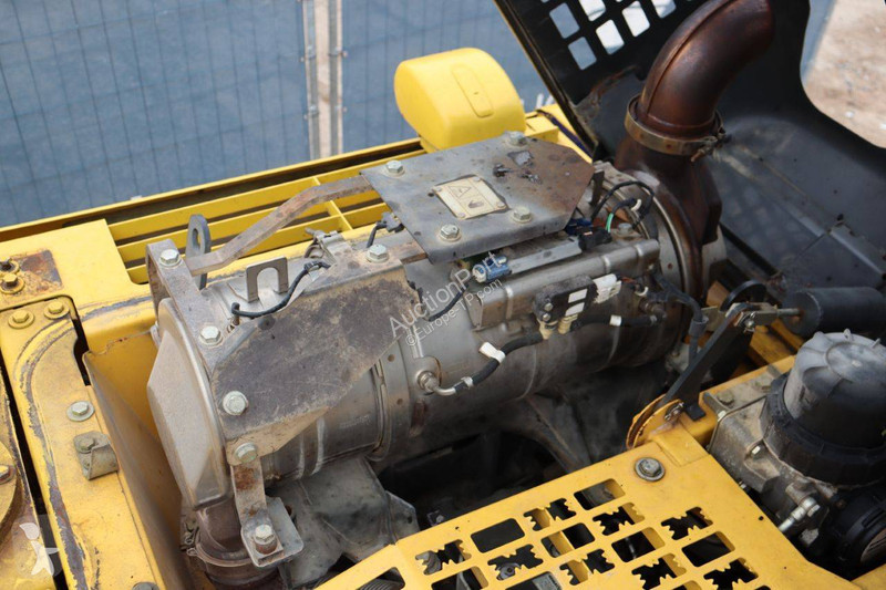 جرافة Komatsu PC290LCD-10